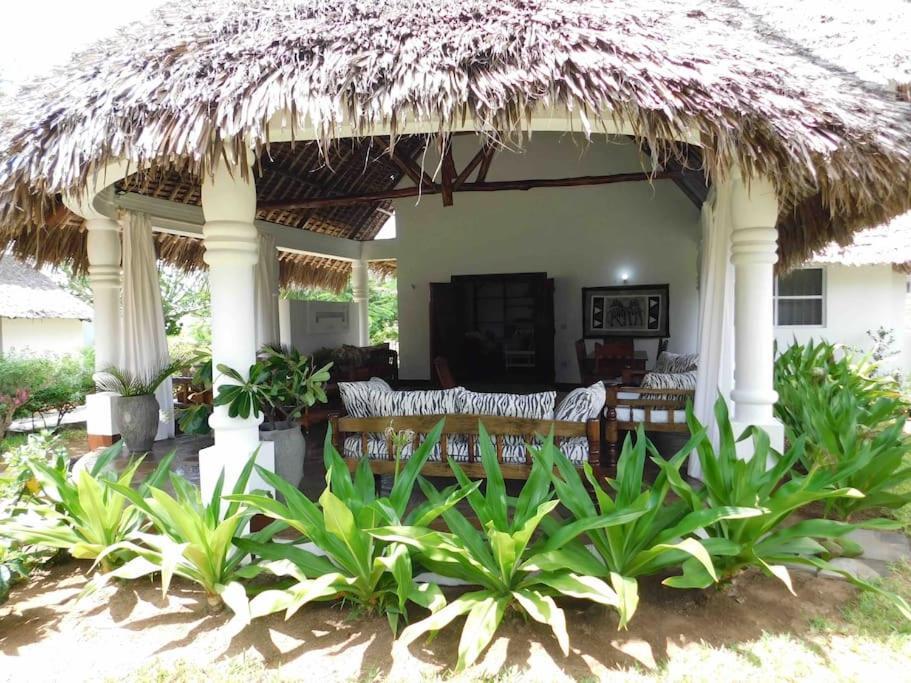 Holiday Home In Malindi Mambrui ภายนอก รูปภาพ