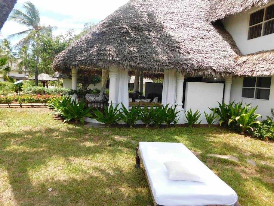 Holiday Home In Malindi Mambrui ภายนอก รูปภาพ